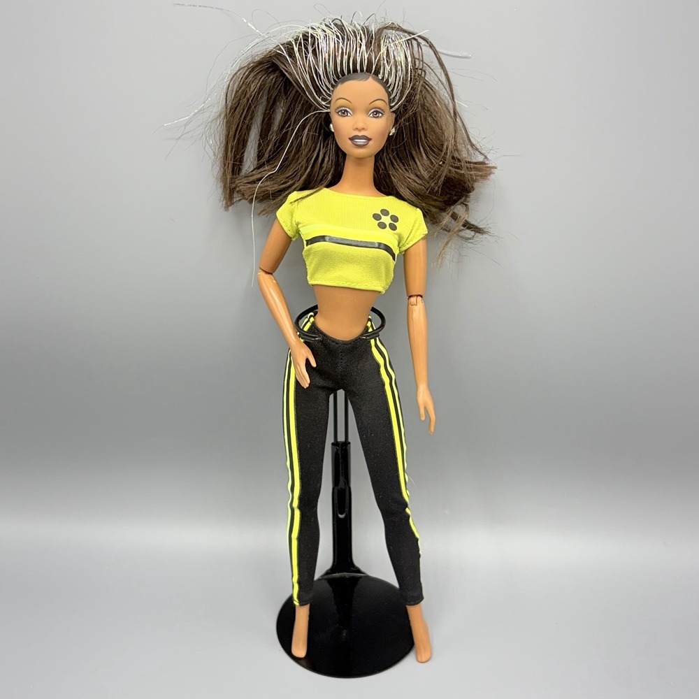 1998 BEYOND PINK CHRISTIE DOLL With Outfit Barbie Friend African American